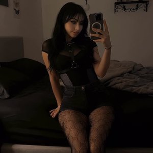 Голая Natalie Vox