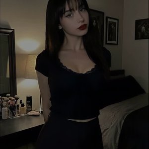 Голая Natalie Vox