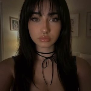Голая Natalie Vox