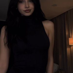 Голая Natalie Vox