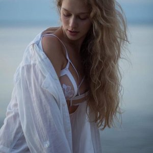Голая Диана Милютина