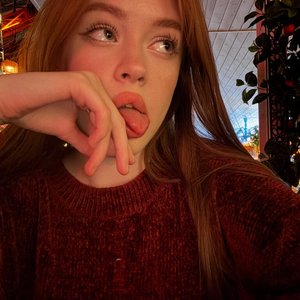 Голая Karachenskaya