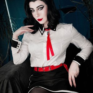 Голая Mollyredwolf
