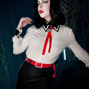 Голая Mollyredwolf