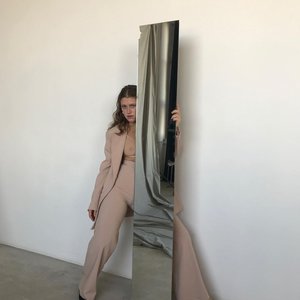 Голая Варвара Шмыкова