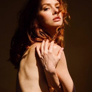 Голая Елена Николаева