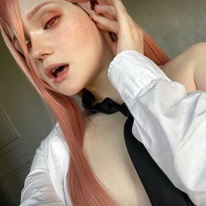 Голая Neyrodesu