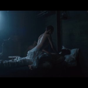Голая Екатерина Новокрещенова