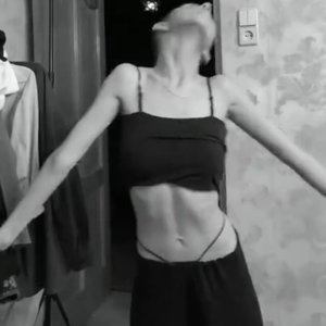 Голая Екатерина Новокрещенова