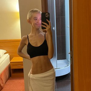 Голая Екатерина Новокрещенова