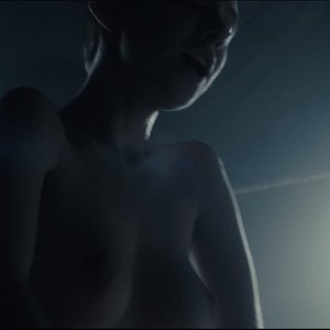 Голая Екатерина Новокрещенова