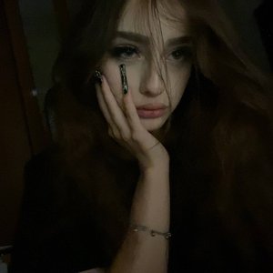 Голая Киса Мионова