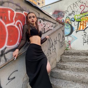 Голая Киса Мионова