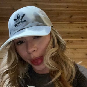 Голая Aishah Sofey