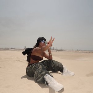 Голая Габриэла Чикин