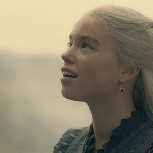 Голая Milly Alcock