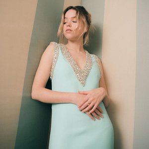 Голая Milly Alcock