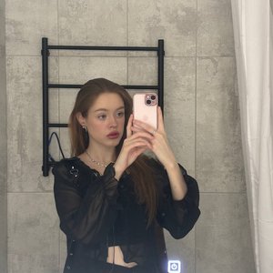 Голая Karachenskaya