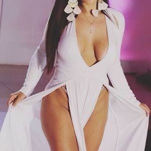 Голая Сьюзи Кортес