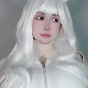 Голая Pinkchyu