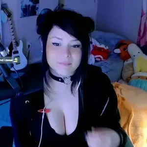 Голая Pinkchyu