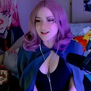 Голая Pinkchyu