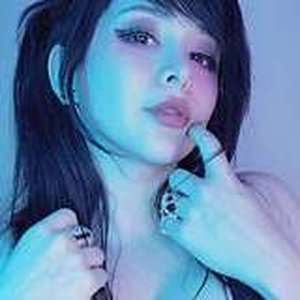 Голая Pinkchyu