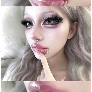 Голая Esenia Barbie