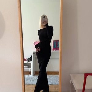 Голая Esenia Barbie