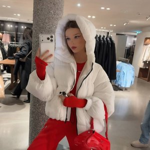 Голая Esenia Barbie