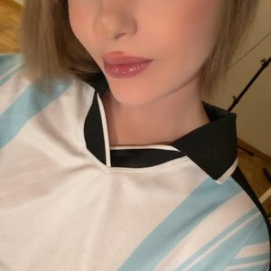 Голая Esenia Barbie