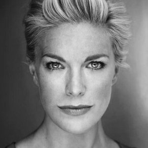 Голая Hannah Waddingham