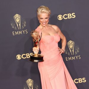 Голая Hannah Waddingham