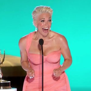 Голая Hannah Waddingham