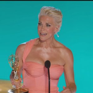 Голая Hannah Waddingham