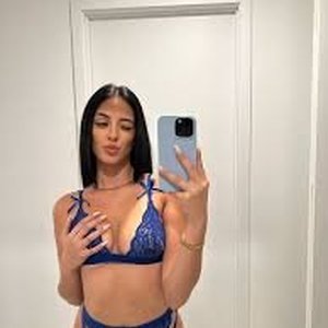 Голая Camilla Araujo
