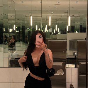 Голая Kimmy