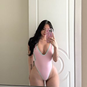 Голая Kimmy