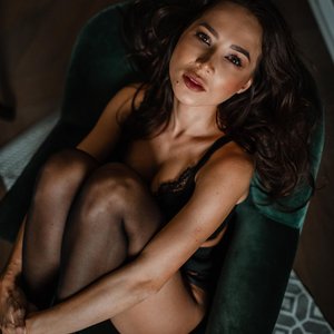 Голая Валерия Чекалина