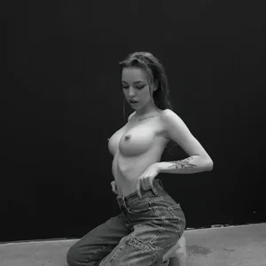 Голая Jenny Kitty