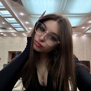 Голая Аня Мур