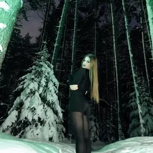 Голая Аня Мур