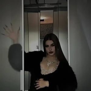 Голая Аня Мур