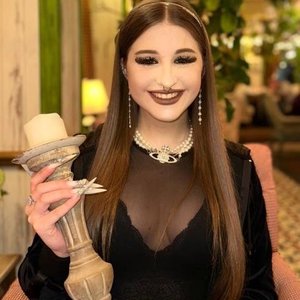 Голая Аня Мур