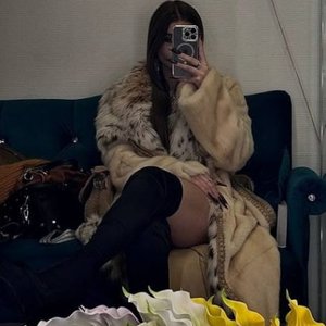 Голая Аня Мур
