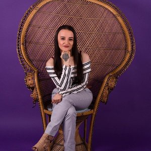 Голая Аби Маккейб