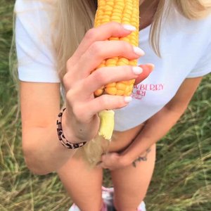 Голая Soxni69