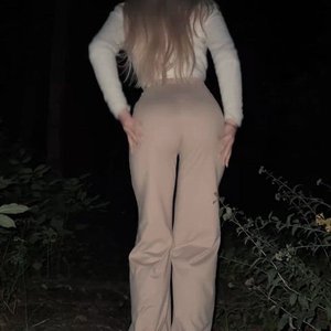 Голая Soxni69
