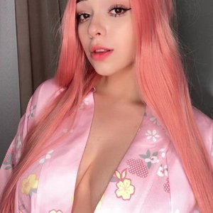 Голая Milly Mally