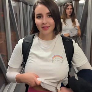 Голая Suzanna Joy